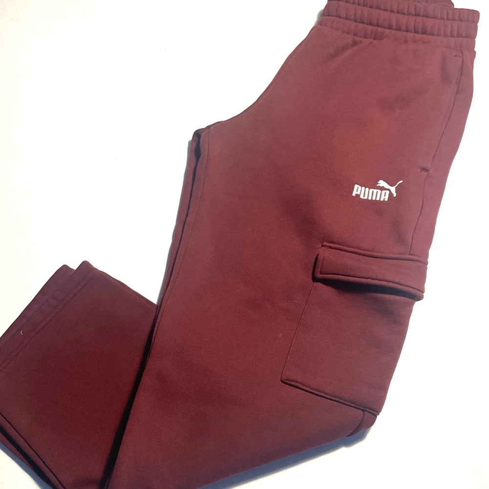 PUMA Woman’s Maroon Joggers with Cargo Pocket XS